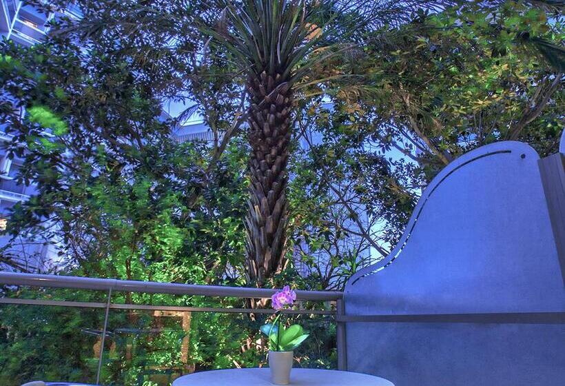 호텔 Mediterranean