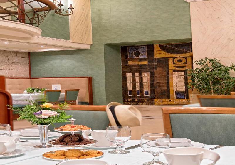 호텔 Mediterranean