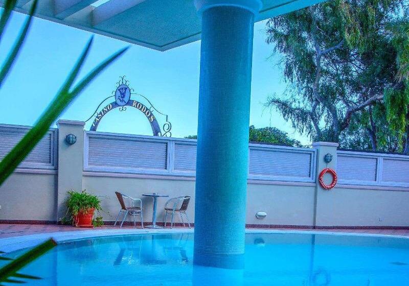 호텔 Mediterranean