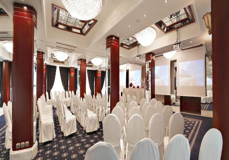 호텔 Mediterranean