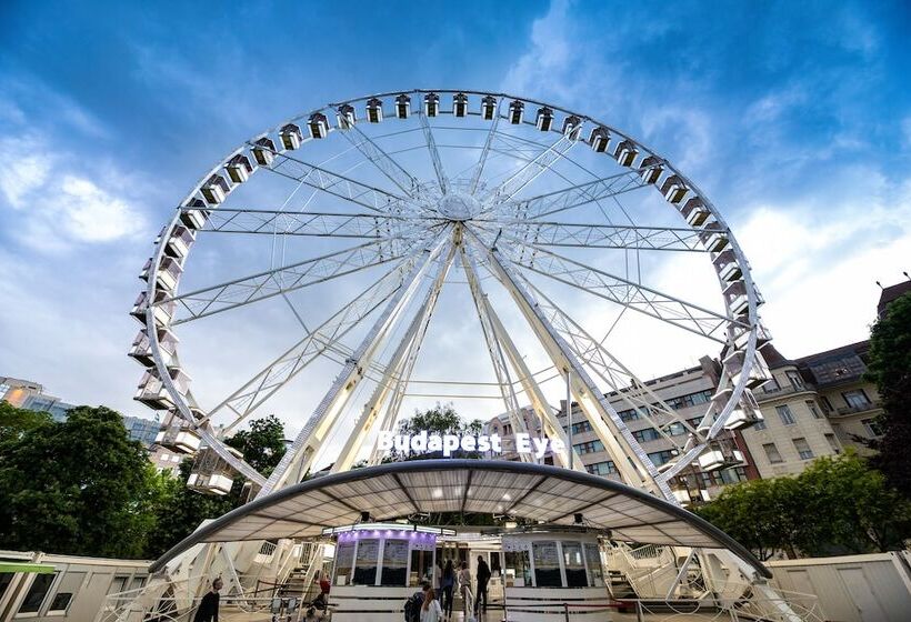 בית מלון כפרי Mercure Budapest Korona