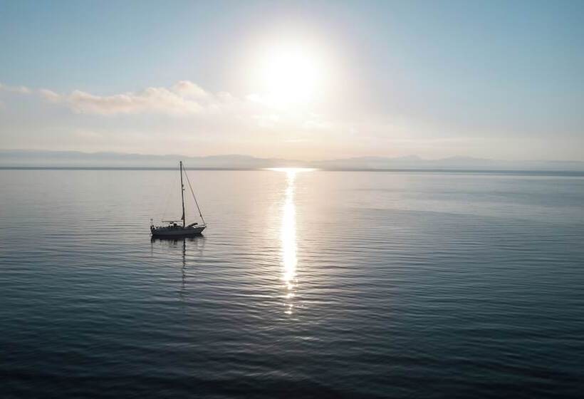 Отель Mitsis Messonghi