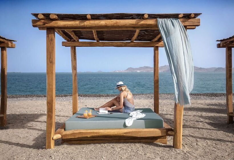 هتل Mitsis Ramira