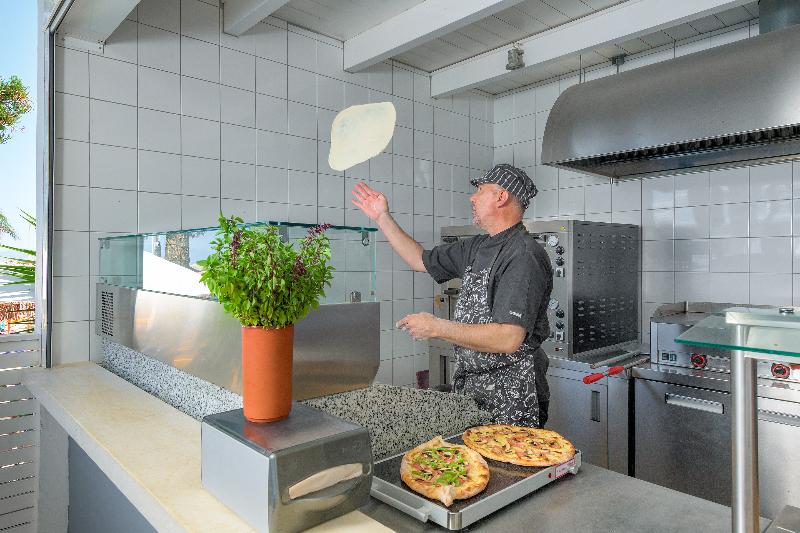 בית מלון כפרי Oceanis Beach