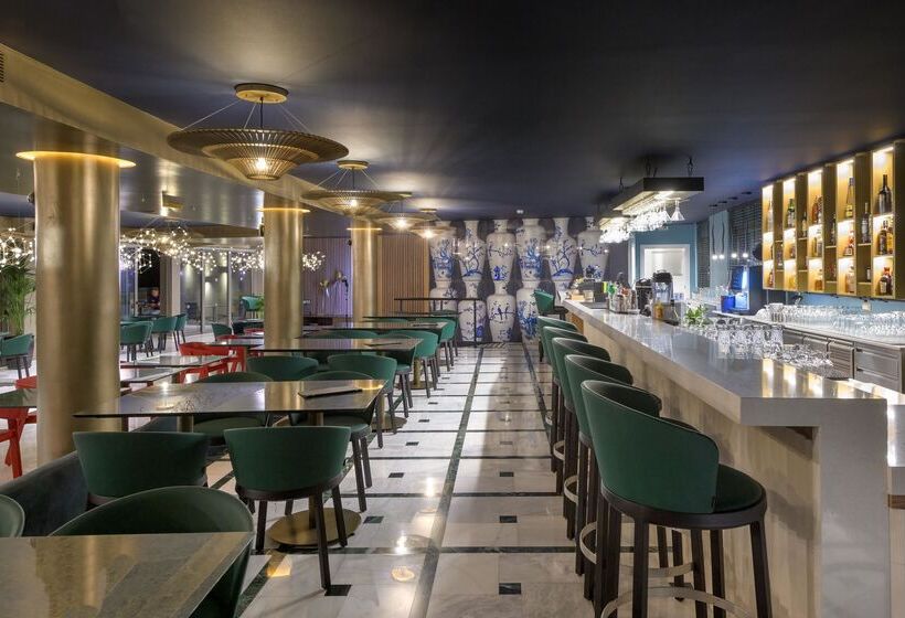 ホテル Olympic Palace