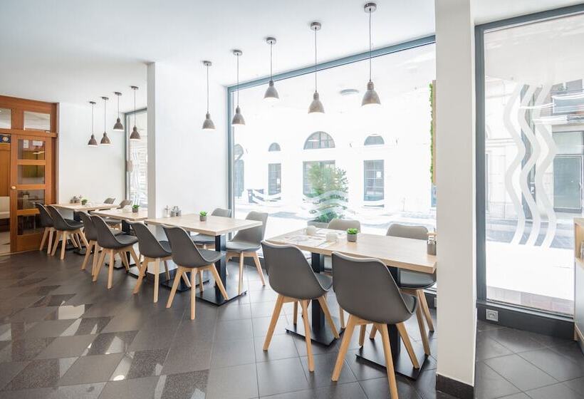 호텔 Orion Várkert