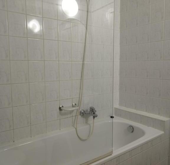 בית מלון כפרי Pannonia