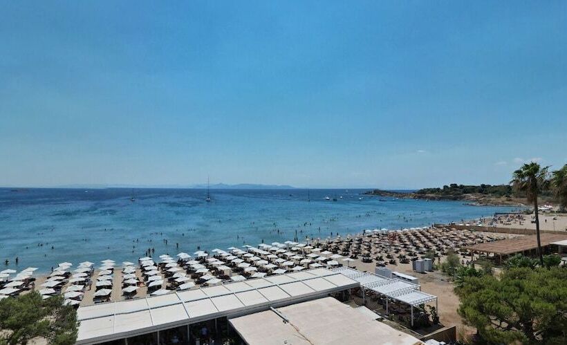 בית מלון כפרי Parthenis Riviera