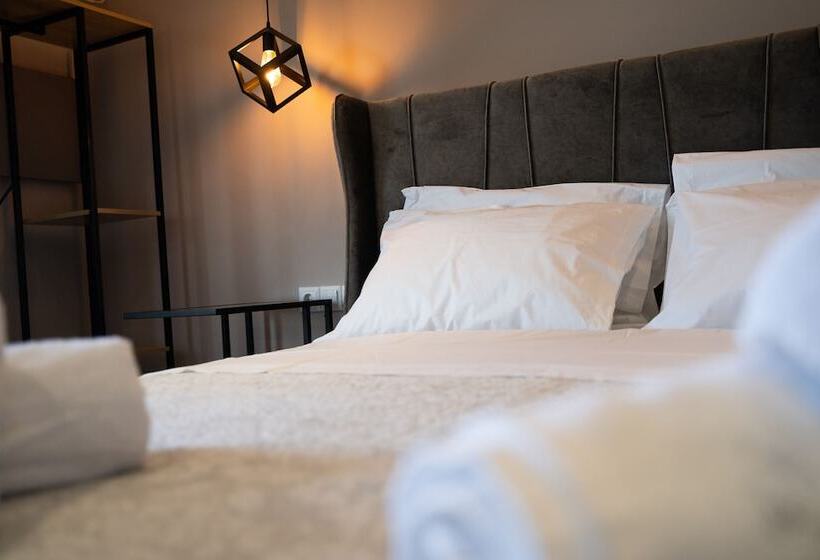 בית מלון כפרי Parthenis Riviera