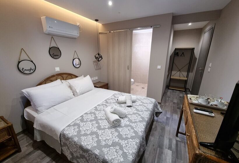 בית מלון כפרי Parthenis Riviera