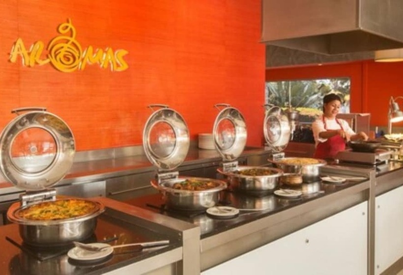 Pegasus Hotel By The Waterfront