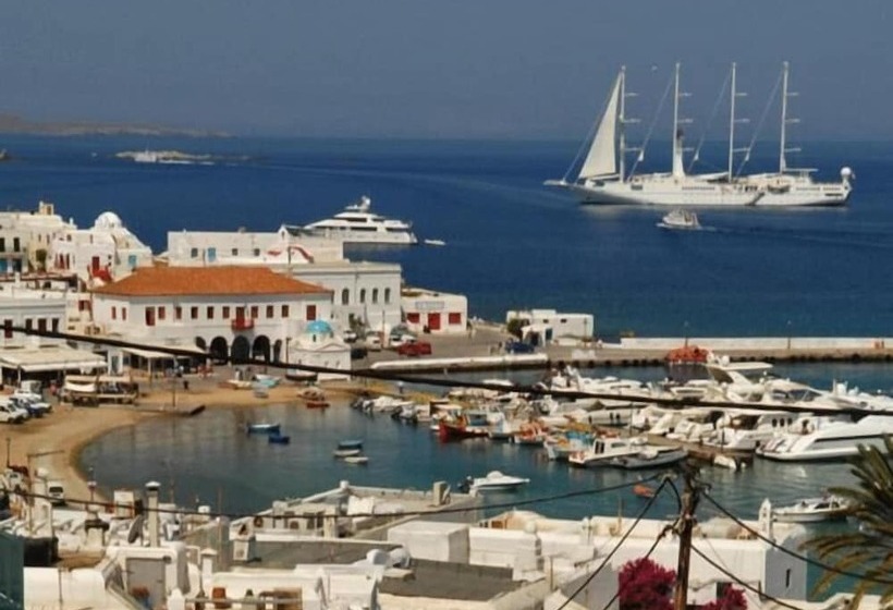 Отель Petasos Chic