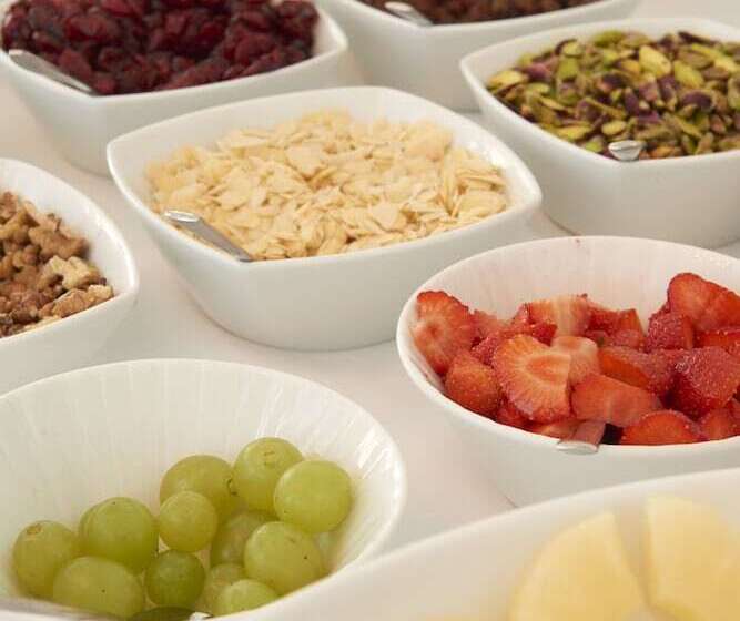 호텔 Petinos Beach