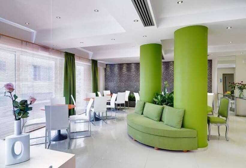 호텔 Phidias Piraeus