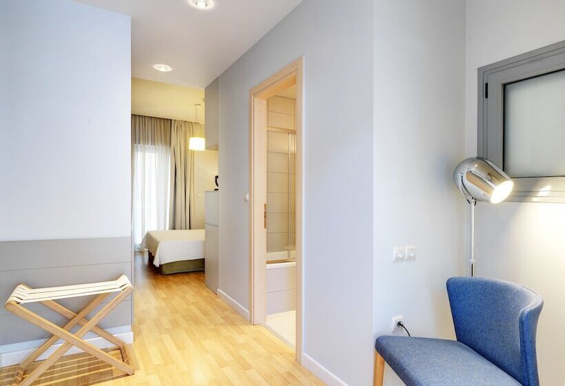 호텔 Phidias Piraeus