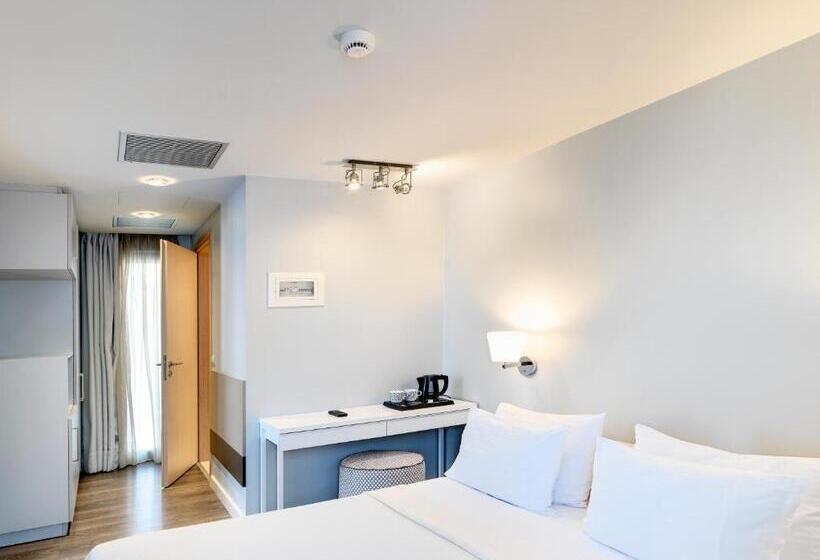 호텔 Phidias Piraeus