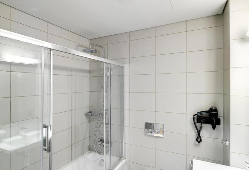 호텔 Phidias Piraeus