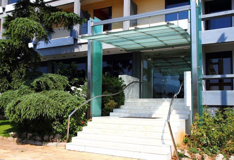 בית מלון כפרי Pines