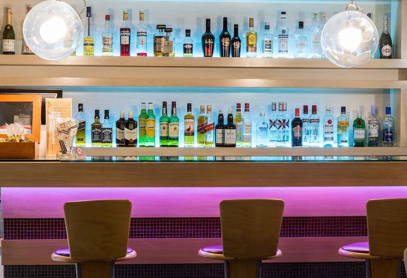 בית מלון כפרי Pines