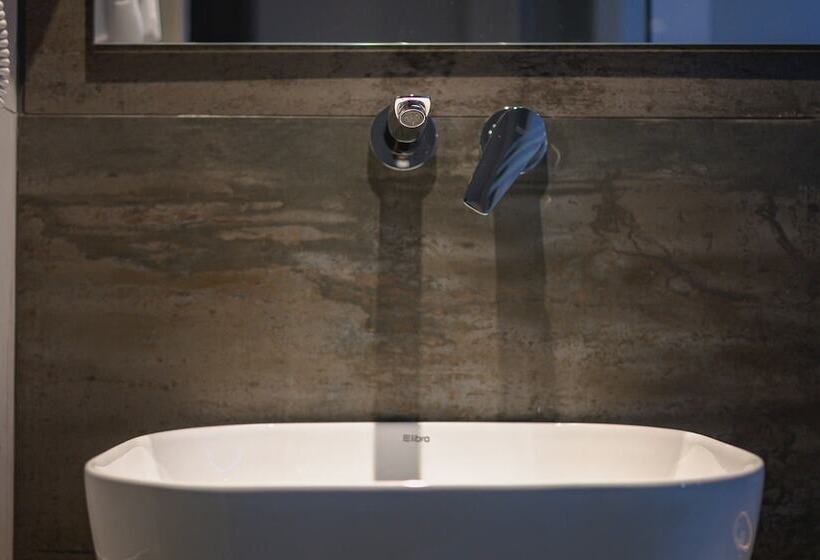 בית מלון כפרי Pines