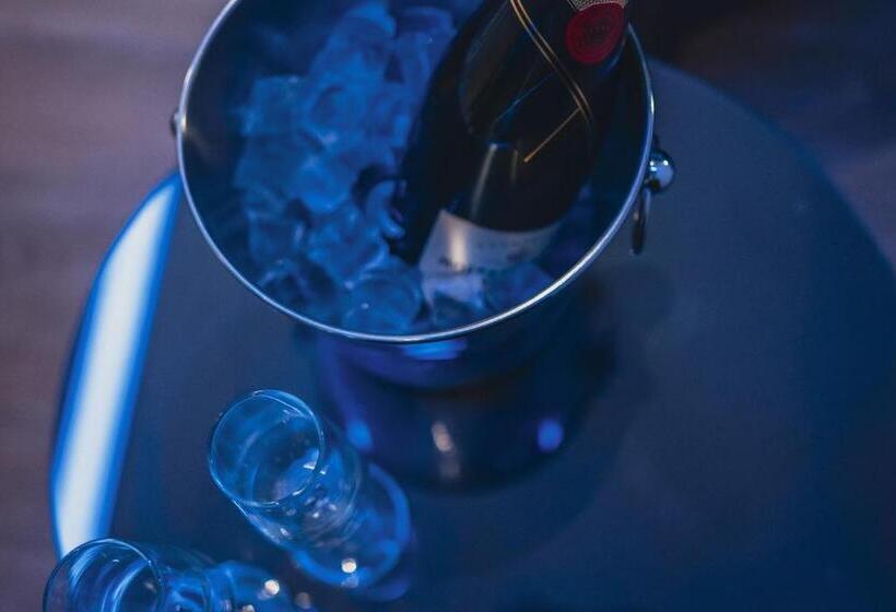 בית מלון כפרי Pines