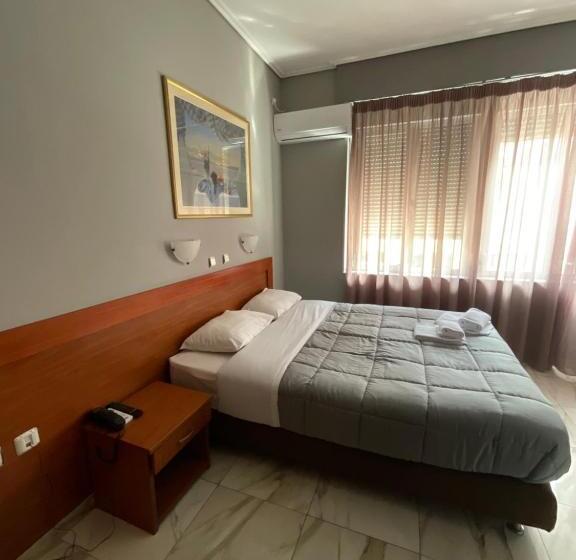 בית מלון כפרי Piraeus Acropole