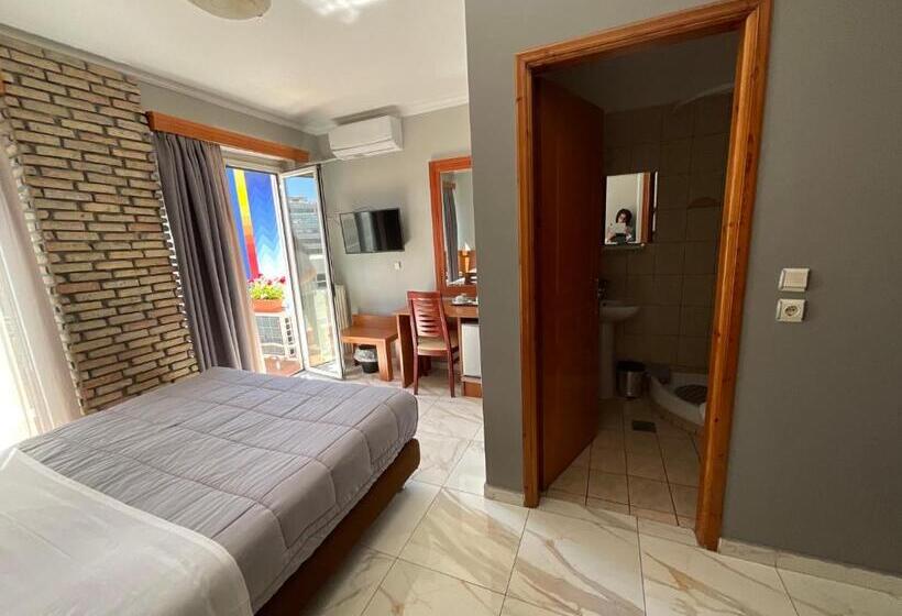 בית מלון כפרי Piraeus Acropole