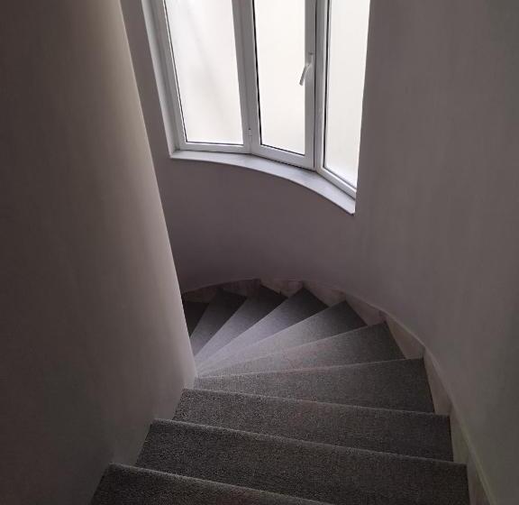 호텔 Piraeus Acropole