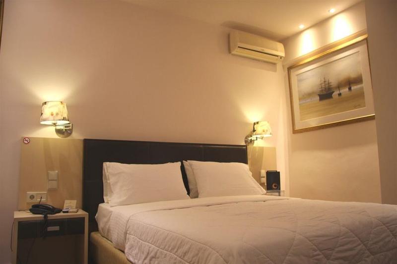 فندق Piraeus City