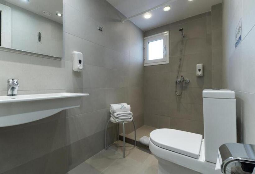 فندق Piraeus City