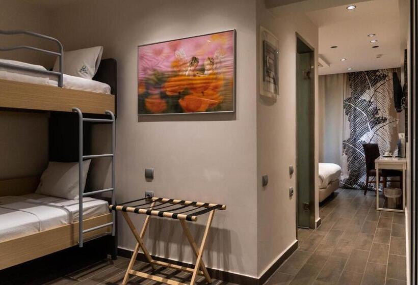 فندق Piraeus City