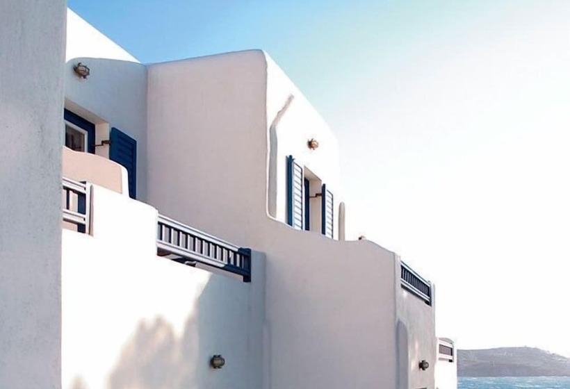 Poseidon Hotel Suites