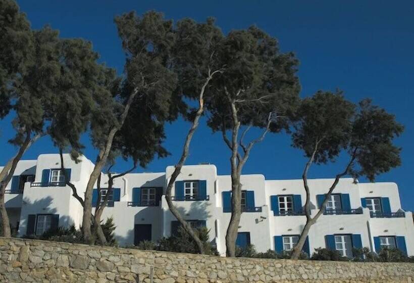 Poseidon Hotel Suites