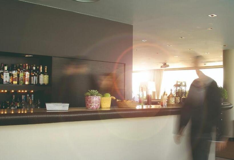 President Hotel Athens