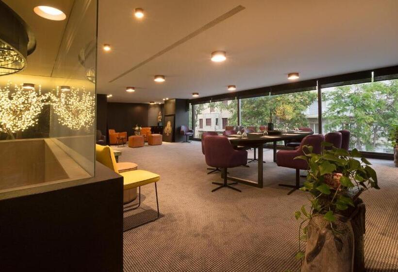 President Hotel Athens