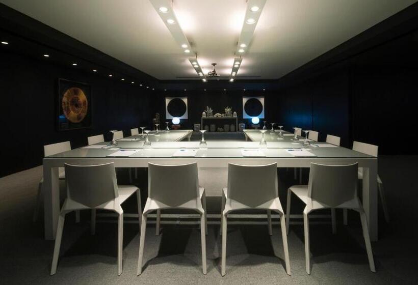 President Hotel Athens