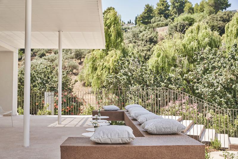 فندق Radisson Resort Plaza Skiathos