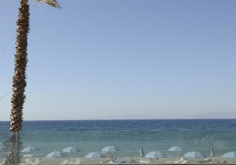 בית מלון כפרי Rodos Palace