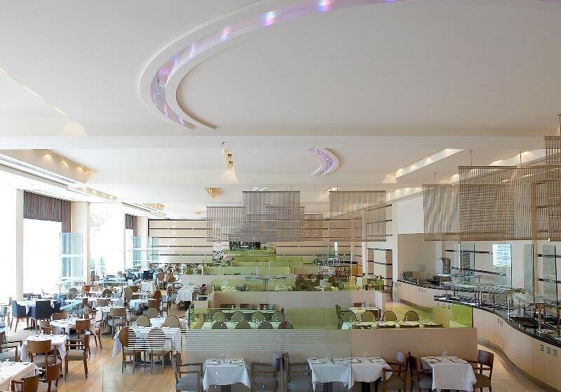 בית מלון כפרי Rodos Palace