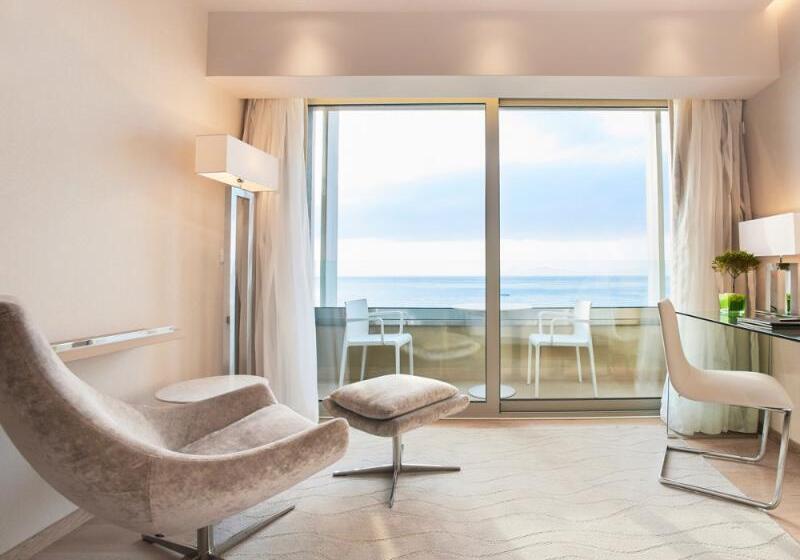 בית מלון כפרי Rodos Palace