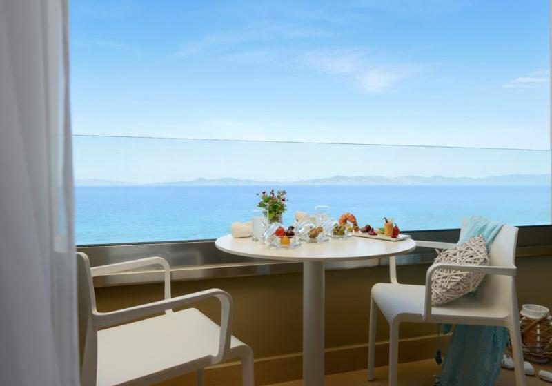 בית מלון כפרי Rodos Palace