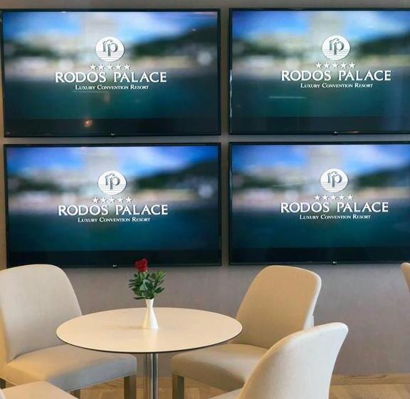 בית מלון כפרי Rodos Palace