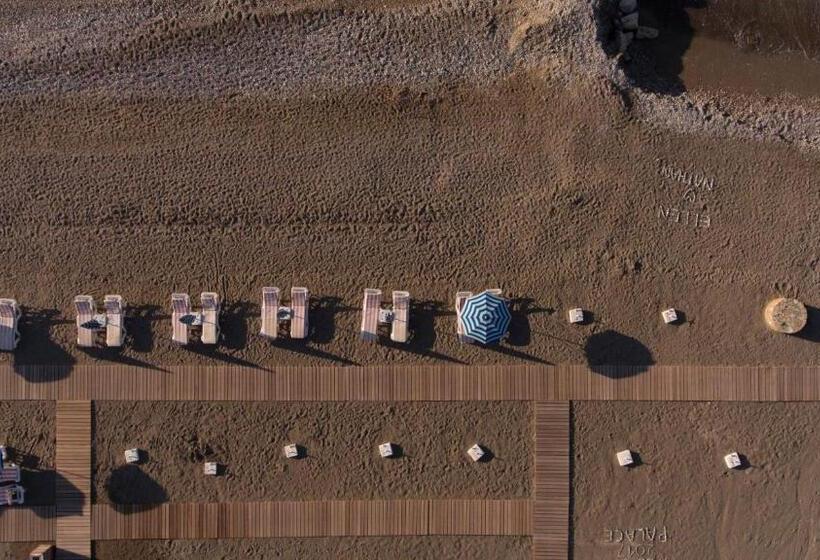 בית מלון כפרי Rodos Palace