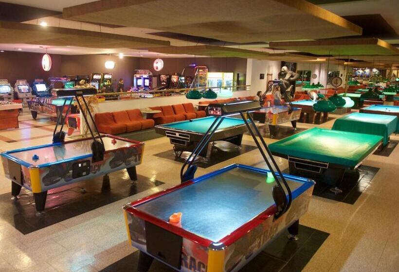 בית מלון כפרי Rodos Palace