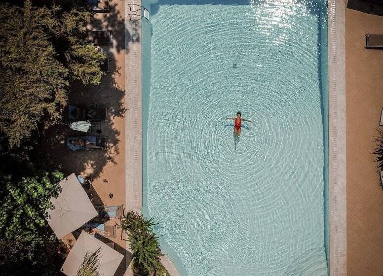 בית מלון כפרי Rodos Park