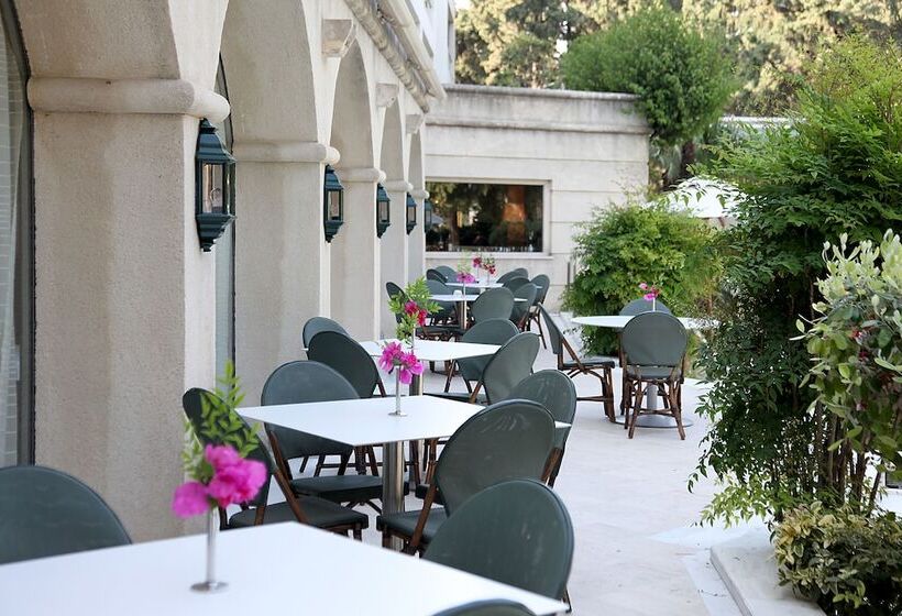 בית מלון כפרי Rodos Park