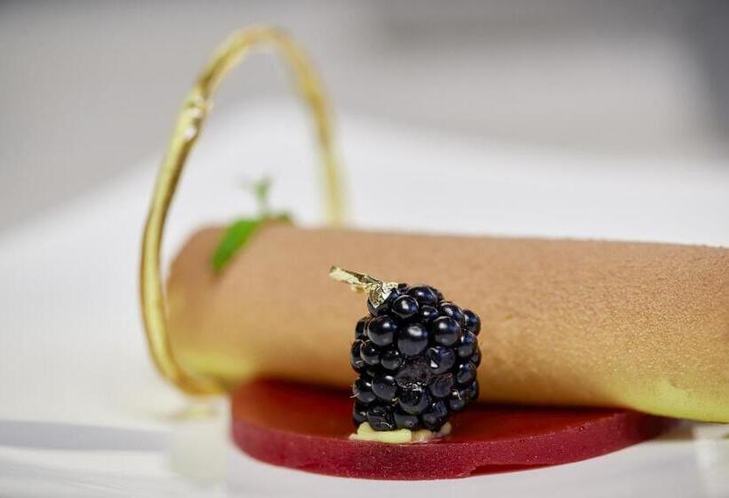 בית מלון כפרי Rodos Park