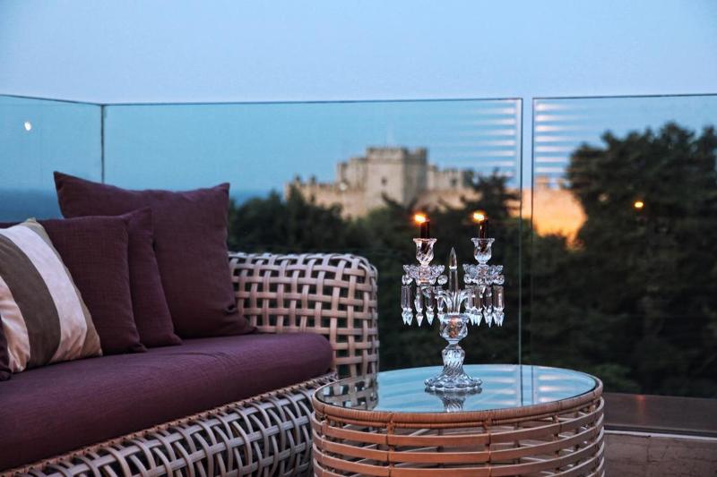 בית מלון כפרי Rodos Park