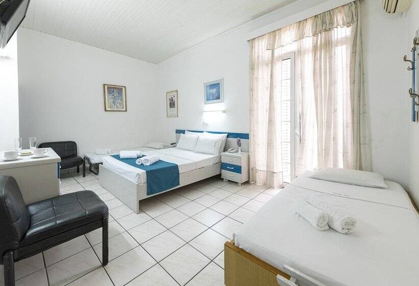 בית מלון כפרי Roy