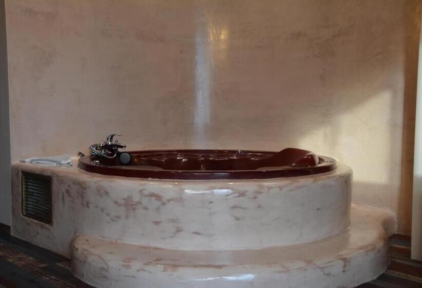 בית מלון כפרי Scorpios Sea Side